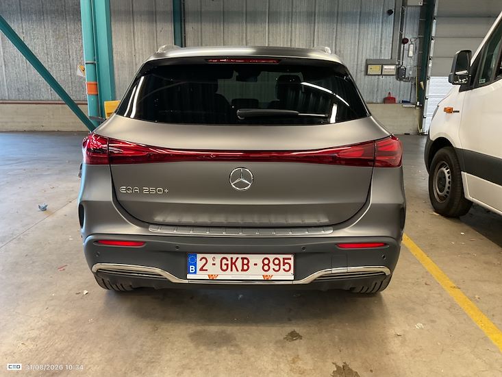 Mercedes-Benz Eqa — photo 5