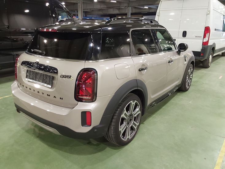 Mini Countryman — photo 4