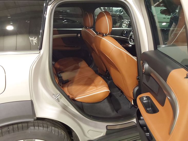 Mini Countryman — photo 5