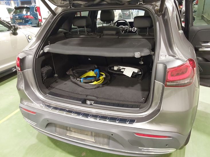 Mercedes-Benz Eqa — photo 3