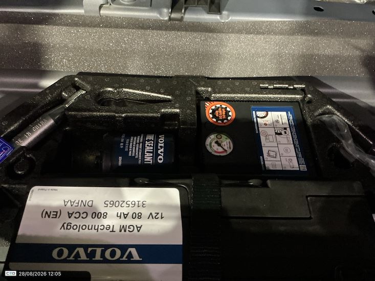 Volvo Xc40 — photo 14
