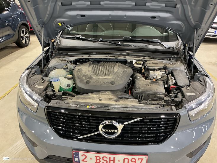 Volvo Xc40 — photo 6