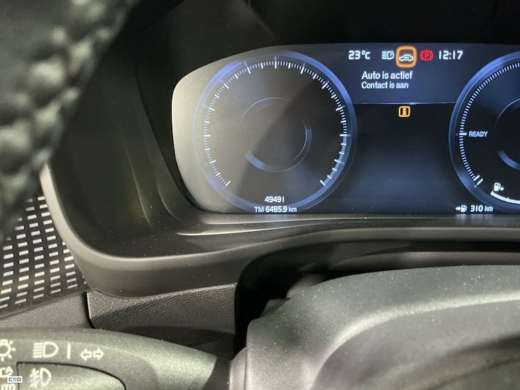 Volvo Xc40 — photo 8