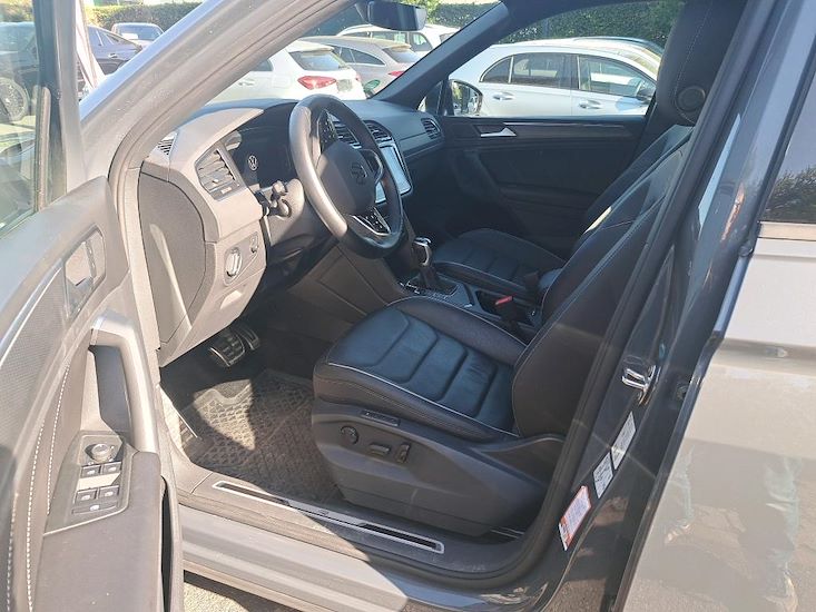 Volkswagen Tiguan — photo 5