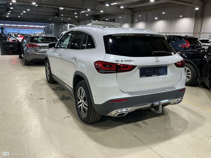 Mercedes-Benz Gla — photo 3