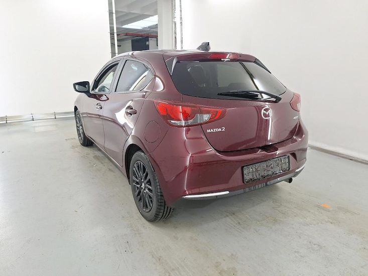 Mazda Mazda2 — photo 3