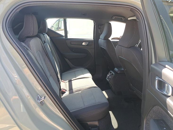 Volvo Xc40 — photo 6