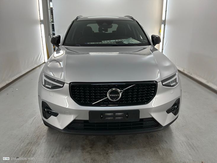 Volvo Xc40 — photo 2