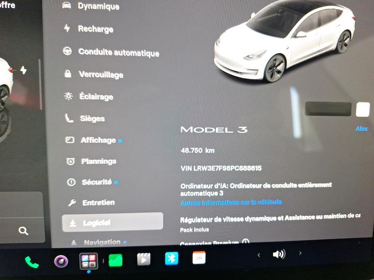 Tesla Model 3 — photo 10