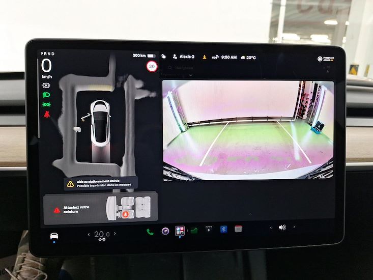 Tesla Model 3 — photo 12