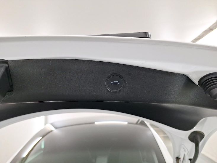 Tesla Model 3 — photo 14