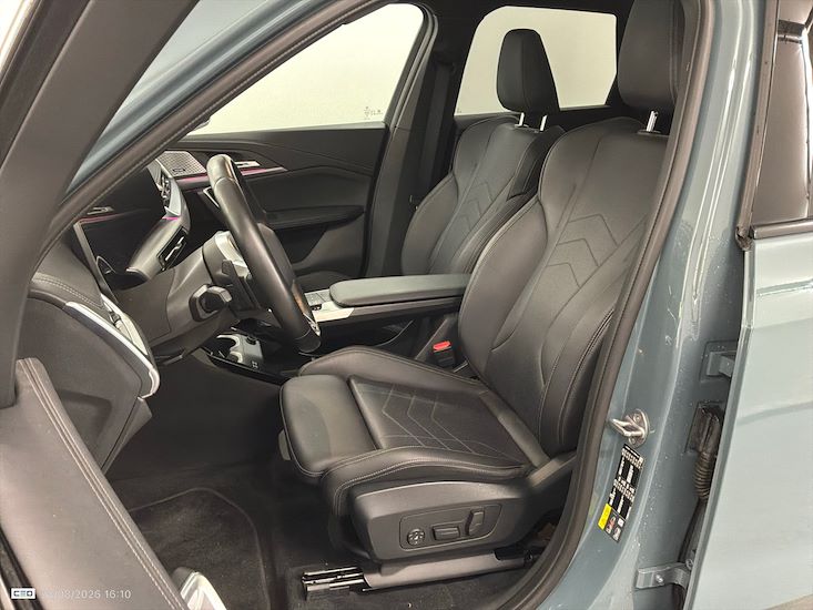 Bmw Ix — photo 11