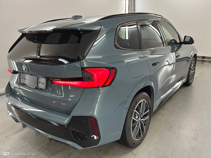 Bmw Ix — photo 4
