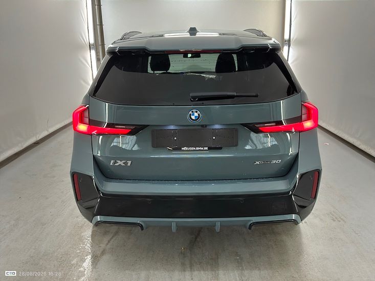 Bmw Ix — photo 5