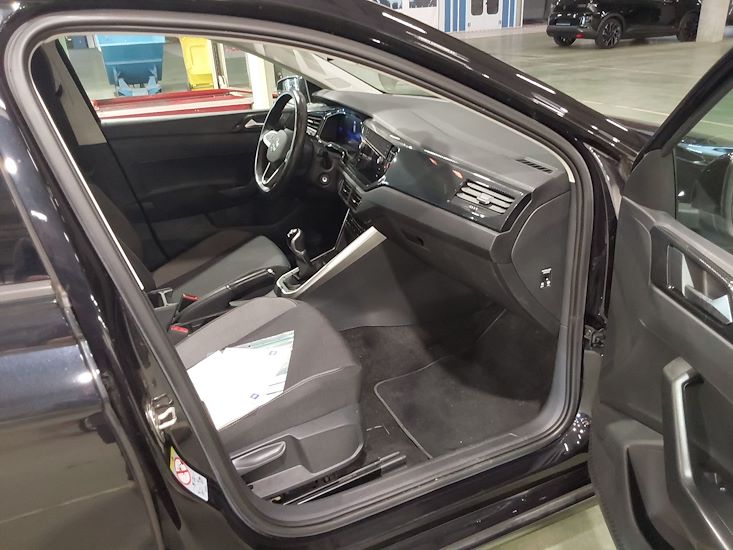 Volkswagen Polo — photo 7