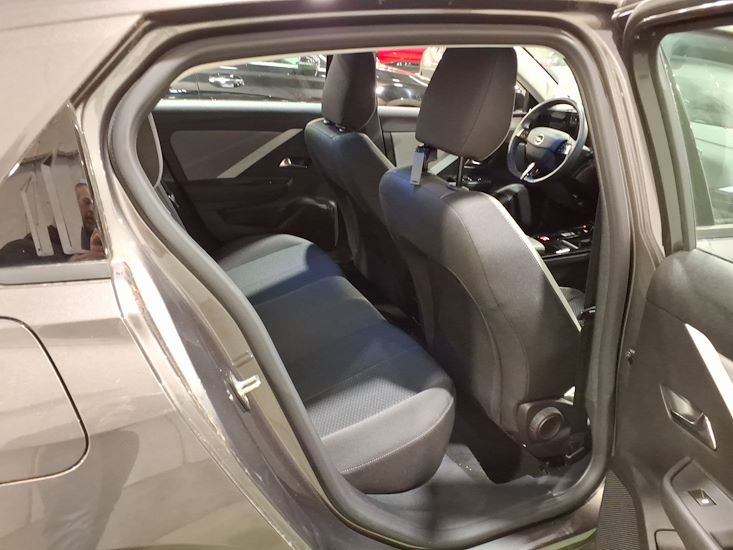 Opel Astra — photo 5