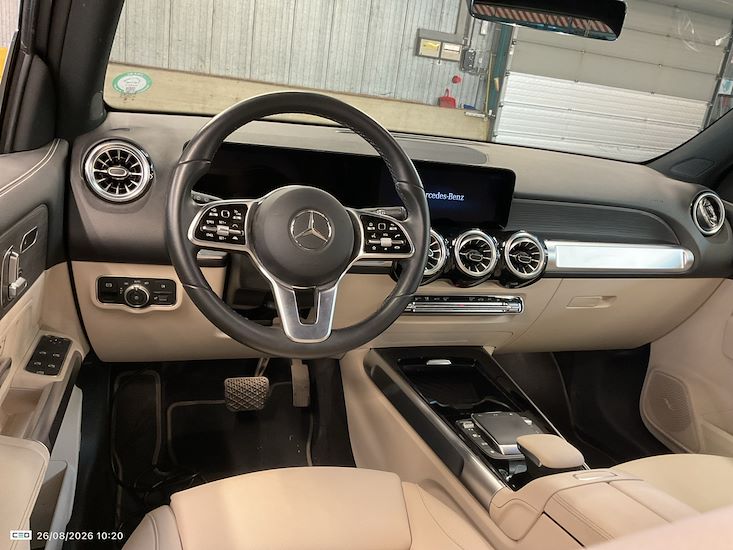 Mercedes-Benz Eqb — photo 7