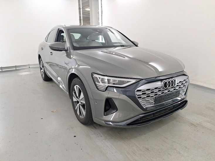 Audi Q8 — photo 2