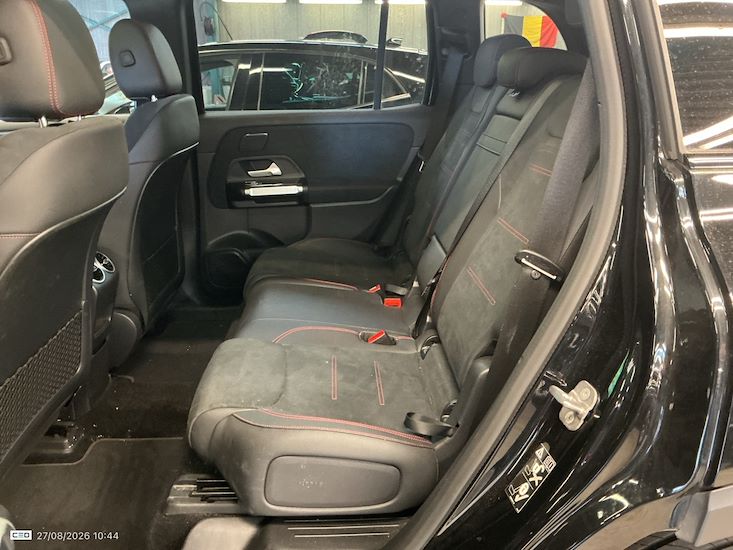 Mercedes-Benz Eqb — photo 11