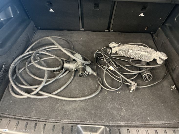Mercedes-Benz Eqb — photo 15