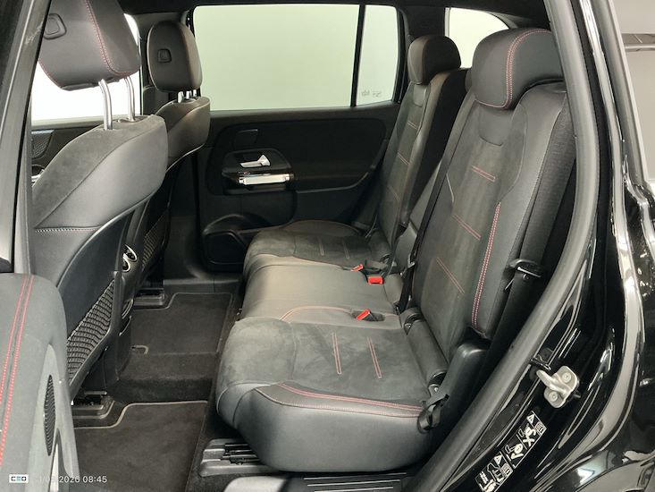 Mercedes-Benz Eqb — photo 12