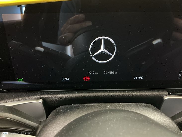 Mercedes-Benz Eqb — photo 8