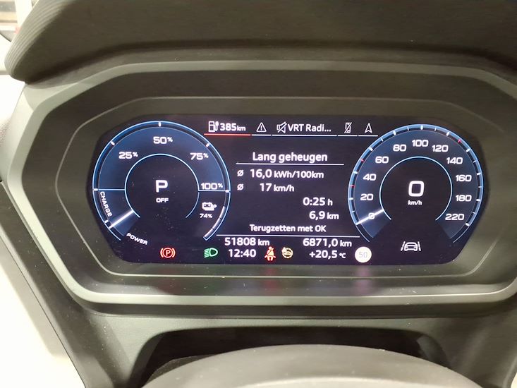 Audi Q4 — photo 9