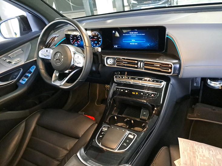 Mercedes-Benz Eqc — photo 8