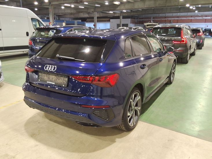 Audi A3 — photo 4