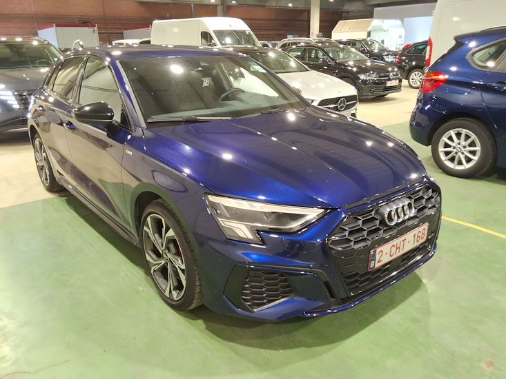 Audi A3 — photo 8