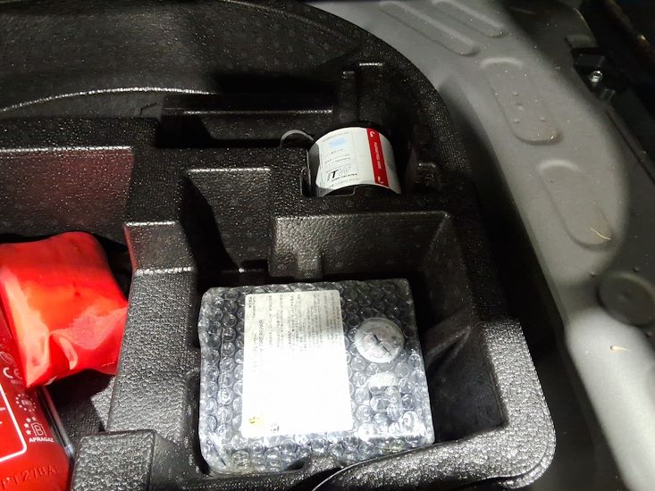 Toyota Yaris — photo 11