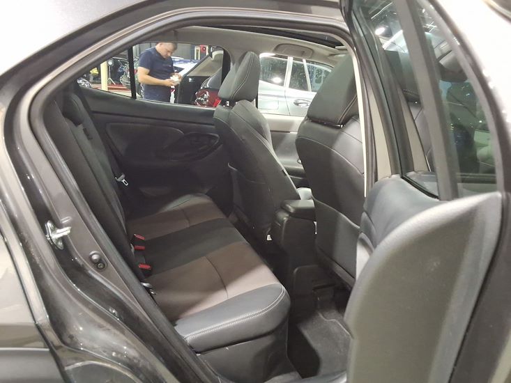 Toyota Yaris — photo 5