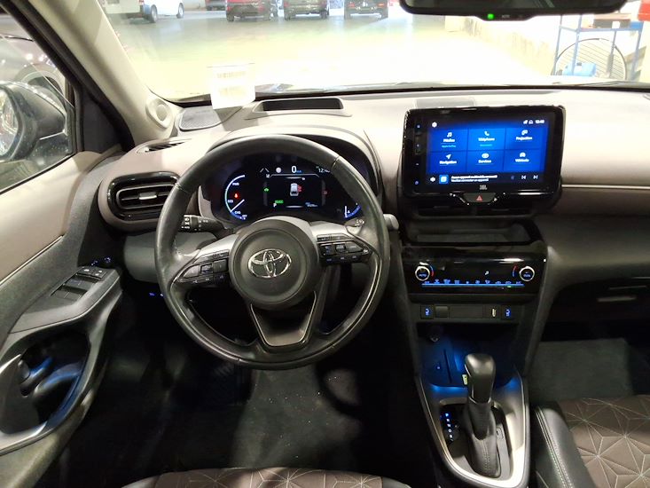 Toyota Yaris — photo 6