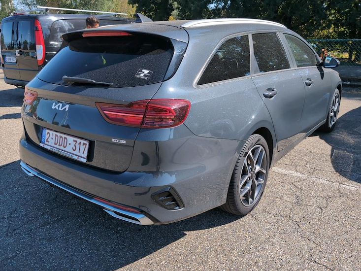 Kia Ceed Sportswagon — photo 4
