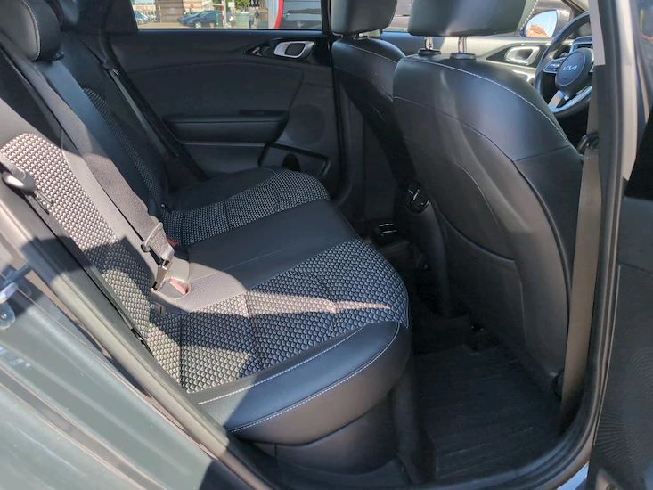 Kia Ceed Sportswagon — photo 6