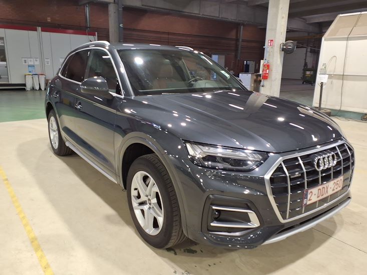 Audi Q5 — photo 8