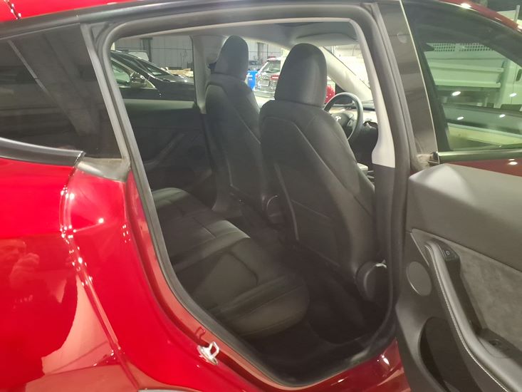 Tesla Model Y — photo 5
