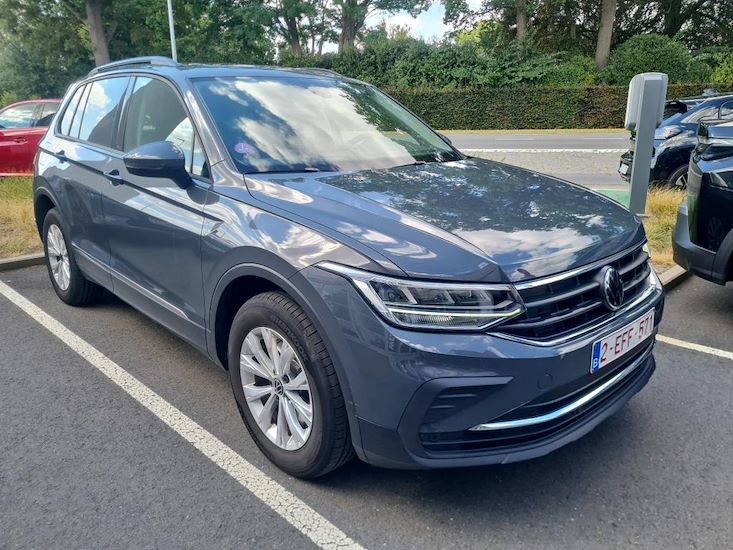 Volkswagen Tiguan — photo 2
