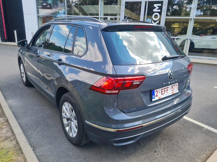 Volkswagen Tiguan — photo 3