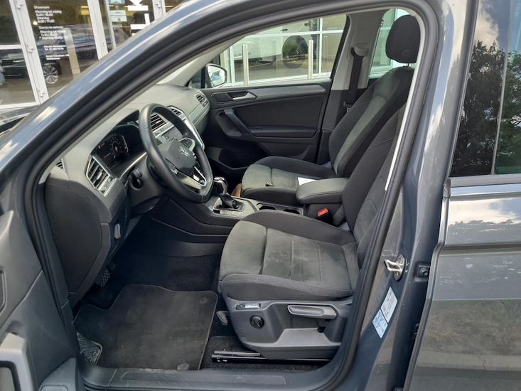 Volkswagen Tiguan — photo 5