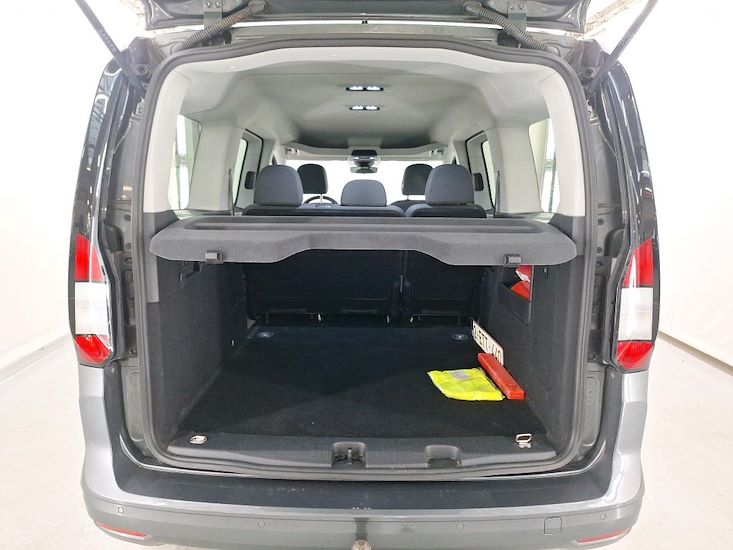Ford Grand Tourneo Connect — photo 7