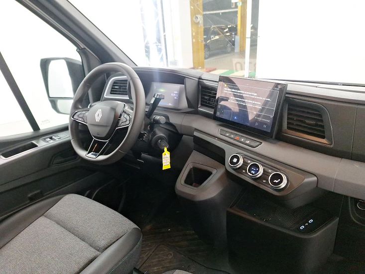 Renault Master — photo 8