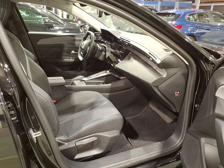Peugeot 308 — photo 7