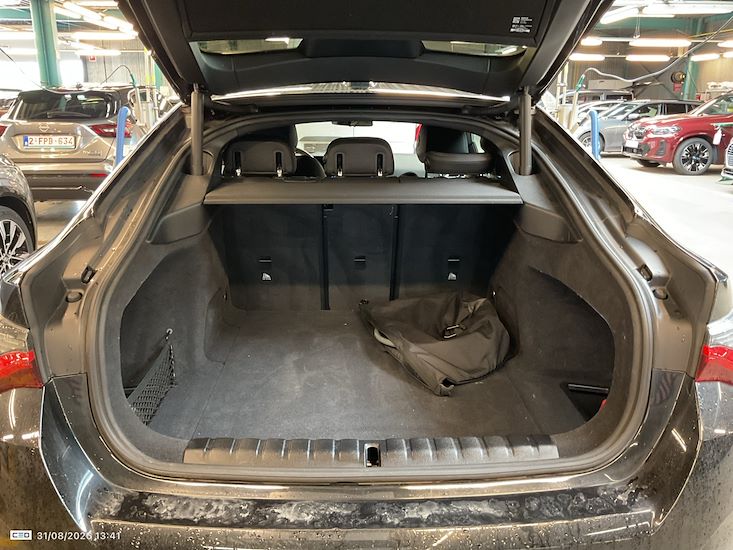 Bmw I4 — photo 12