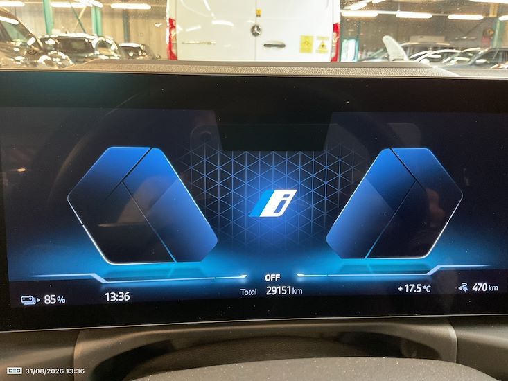 Bmw I4 — photo 8