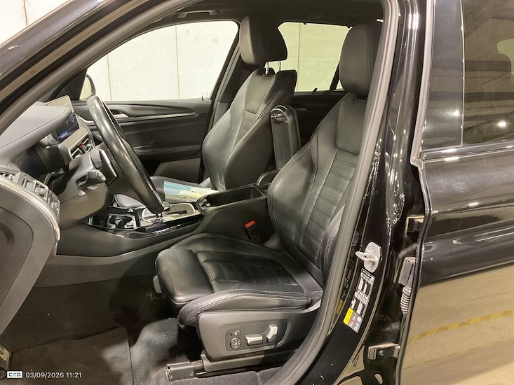 Bmw X3 — photo 10