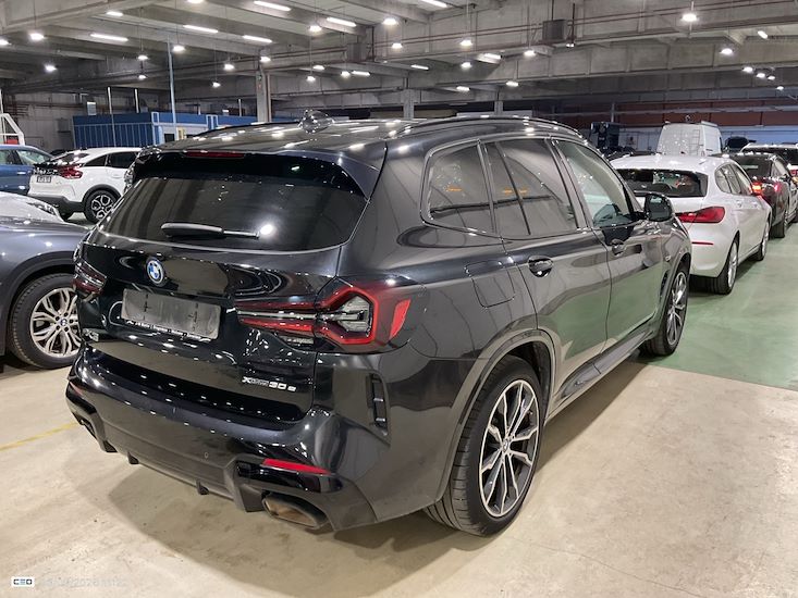 Bmw X3 — photo 4