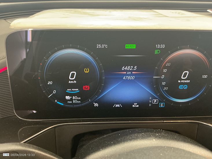 Mercedes-Benz Eqc — photo 8