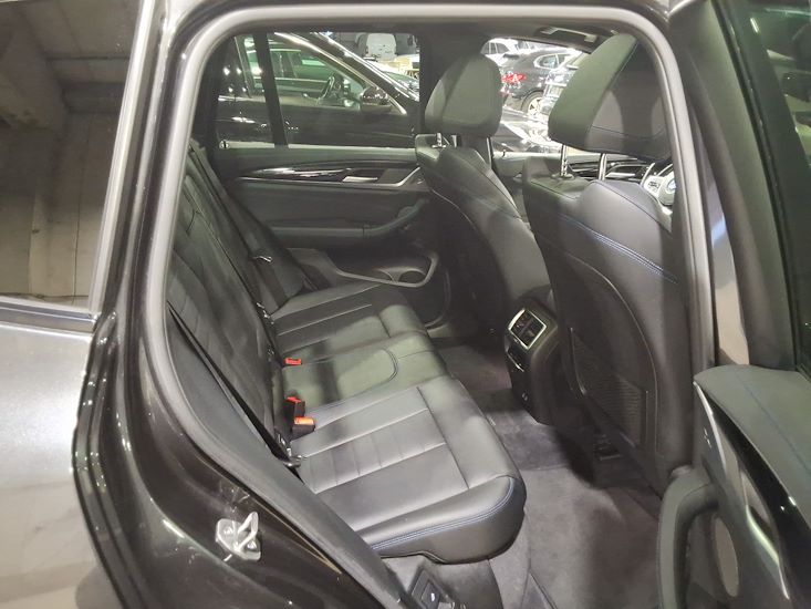 Bmw Ix3 — photo 5