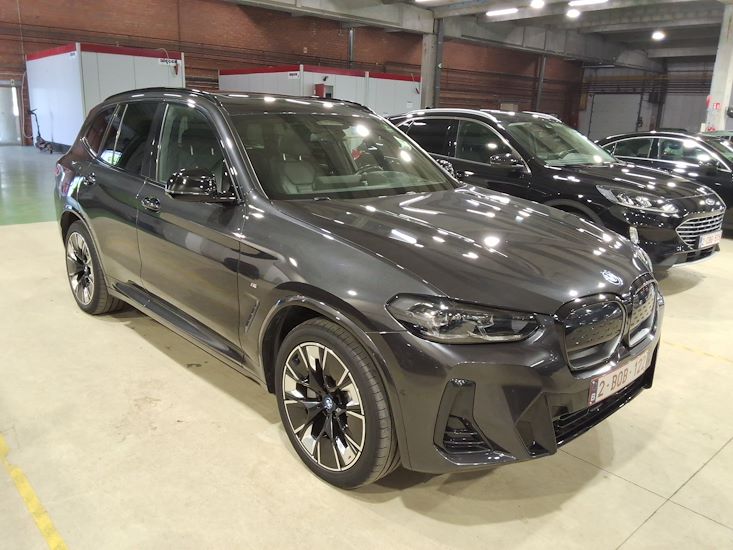 Bmw Ix3 — photo 8